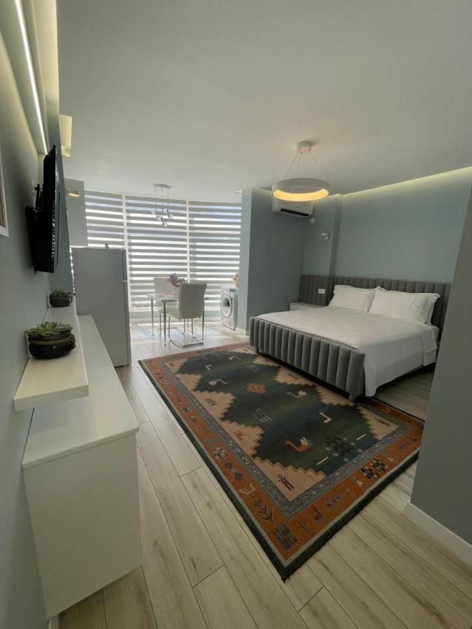 Comfort Apartment In City Center Тирана Екстер'єр фото